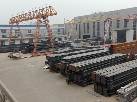 Sandwich Panel Galvanized Prefab Steel Construction 2M To 12M Height