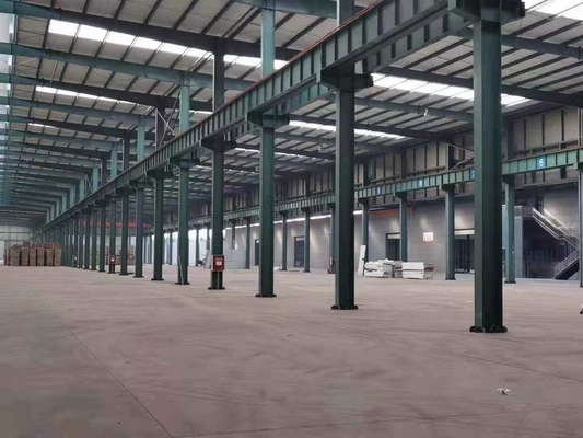 Efficiently Designed Steel Warehouse Buildings Prefabricated With Aluminum Alloy Window