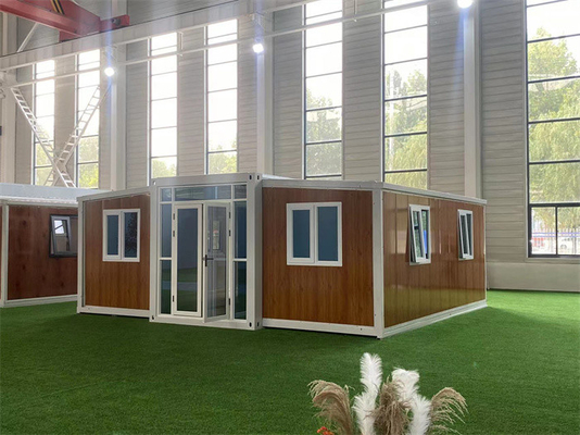 Module 20-40 Foot expandable container house With 3 Bedroom