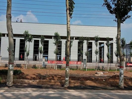 Wind Resistant Q355 Light Steel Structure Factory Heavy Load